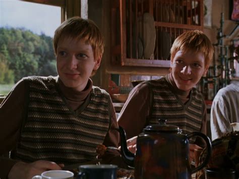 Fred And George Weasley Young