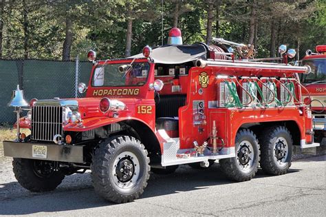 Pin By Bob Riegel On Big Red Trucks Fire Trucks Pictures Fire Trucks