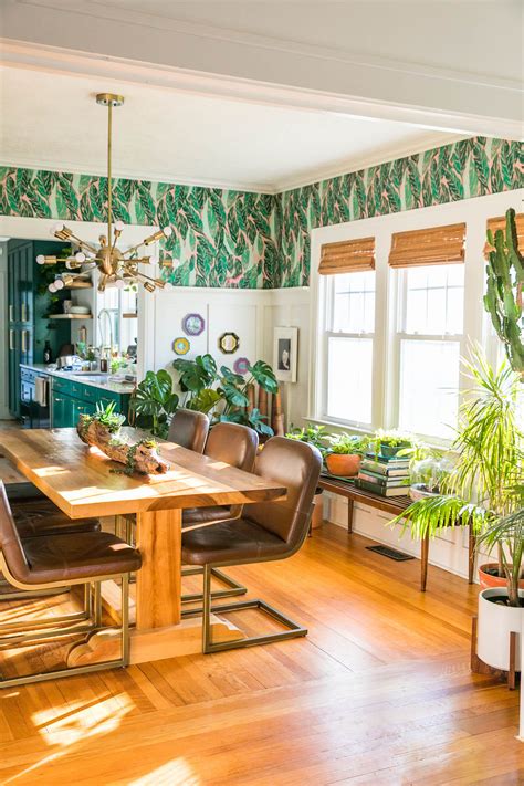 A Bold 1934 Craftsman Bungalow Proves Nature Has The Best Color