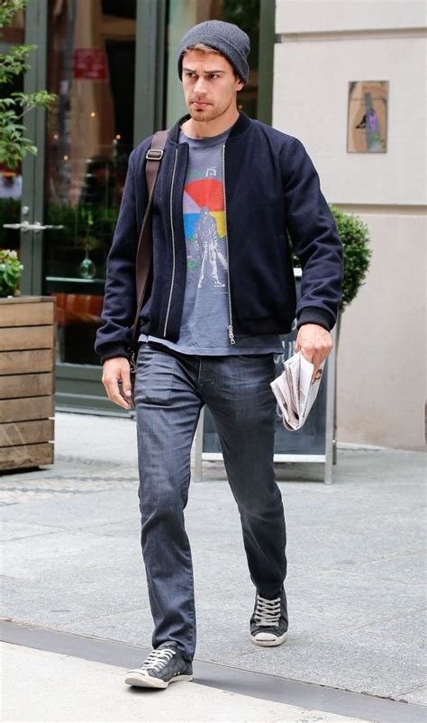 Style Watch Theo James New York Stroll The Fashionisto