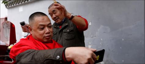 Flipping Lids Chinese Barber Offers Eyelid Shaves