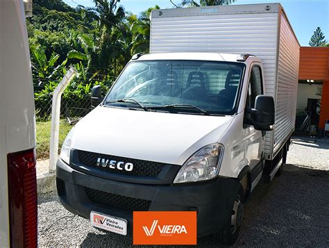 Iveco Daily Chassi 55c17 2p Diese5 Diesel 2 Portas Câmbio Manual Em Brusque Vieira Veículos