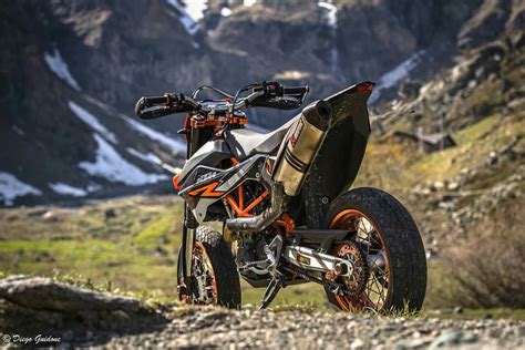 Only wish the baffles were removable for tuning and noise level adjustability. Ktm 690 SMC-R Akrapovic | Moto | Pinterest | Ktm 690 ...