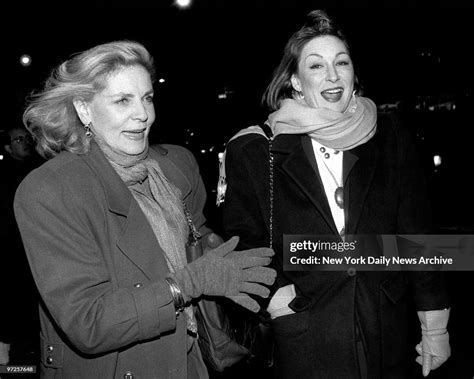 Lauren Bacall And Anjelica Huston On The Streets Of Manhattan News Photo Getty Images