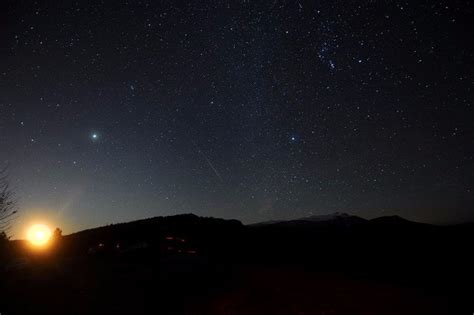 Bu gece başlayacak olan perseid meteor yağmuru türkiye'den de izlenebilecek. Geminid meteor yağmuru Türkiye'den böyle izlendi | NTV