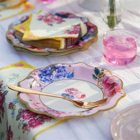 Bold Floral Vintage Plates Medium