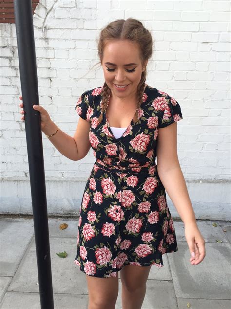 Tanya Burr Pinterest Teenageovercast Fashion Summer Outfits