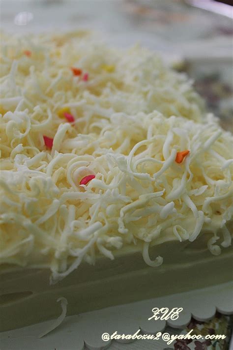 Ayam merupakan sumber protein yang tinggi dan sangat diperlukan oleh tubuh badan kita. Resepi Ayam Masak Gulai Kawah - Surasmi Y