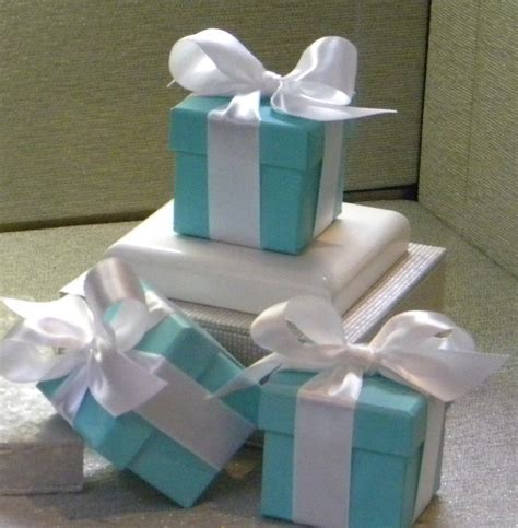 little blue boxes tiffany and co in nyc ny tiffany and co ts blue box