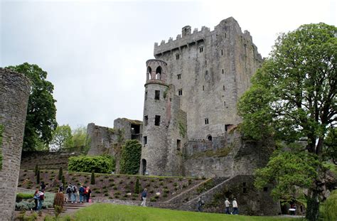 Travel By Rad Cobh For Cork And Blarney Castle Ireland