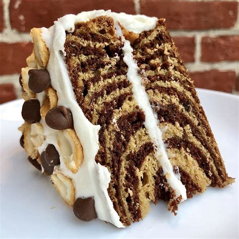 Chocolate Peanut Butter Swirl Cake With Salted Vanilla Buttercream Food By The Gram