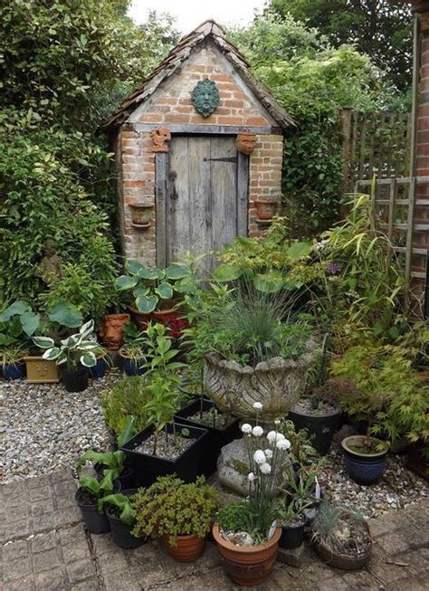 22 Awesome Potting Shed Interiors Fancydecors Cottage Garden Design