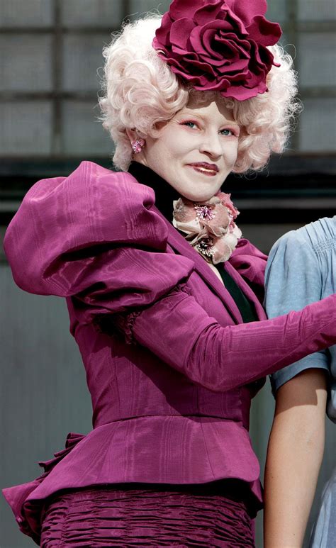 The Hunger Games Movie S Crazy Hair And Makeup All The Details Us