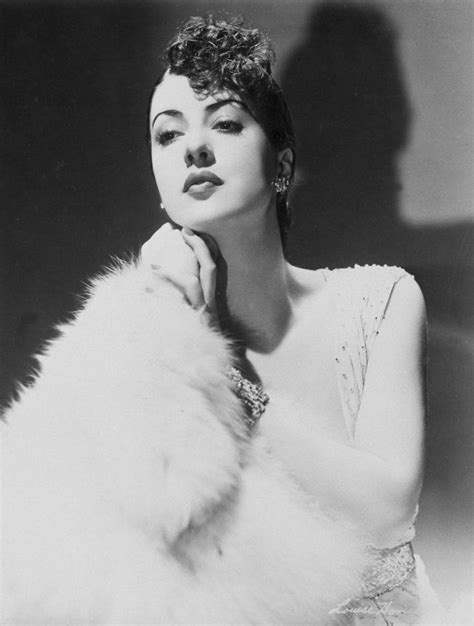 Classic Striptease Superstar 40 Glamorous Photos Of Gypsy Rose Lee In