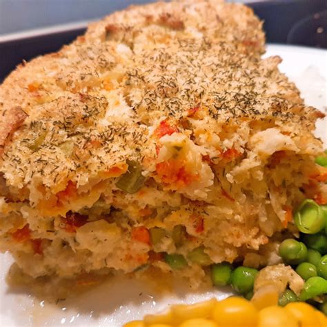 Smoked cod can easily be bought and makes a great foundation for many recipes like soup, fishcakes, pie and kedgeree. Smoked Cod and Potato Pie