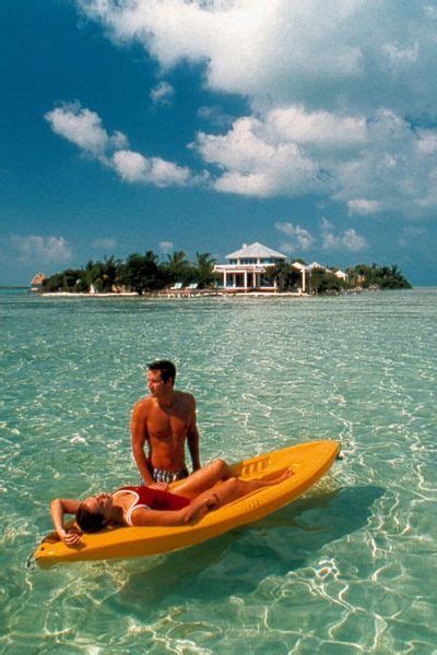 5 Private Island Resorts For Honeymoons Island Resort Belize Honeymoon Belize Vacations