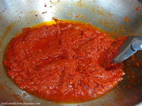 Simple sambal for nasi lemak! Nasi Lemak Lover: Sweet sambal tumis, a CNY potluck ...