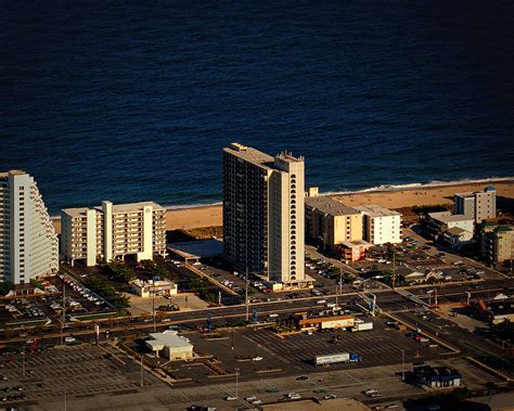9400 Condominium In Ocean City Md Photograph By Bill Swartwout Fine Art