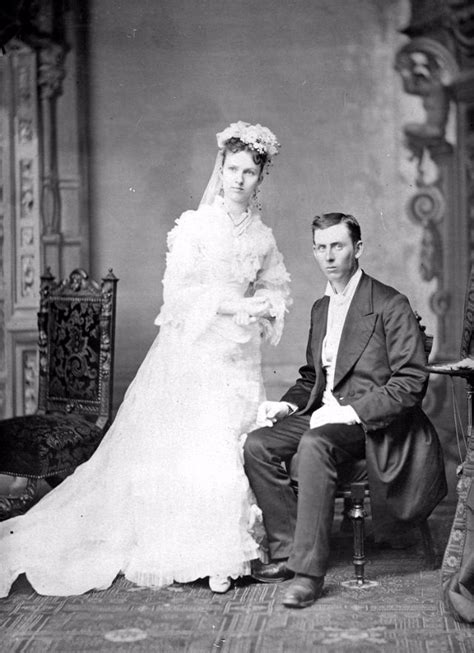 Wedding In Early Photography 33 Lovely Photos Of Just Married Couples