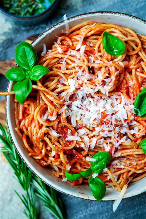 Spaghetti Napoli Oder Einfach Nudeln Mit Tomatenso E