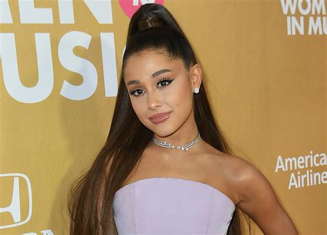 The Voice Ariana Grande Is Making Way More Than Other Coaches