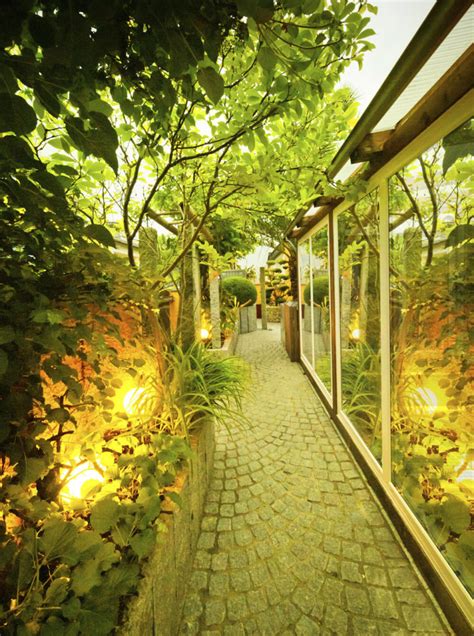 29 Fantastic Garden Lighting Ideas