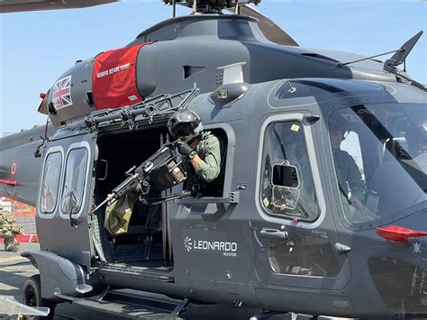 Leonardo AW149 New Medium Helicopter (NMH) gunner station - Vertical