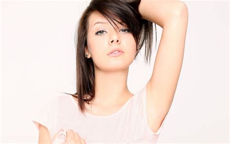 anna tatu brunette women simple background face wallpapers hd desktop and mobile backgrounds