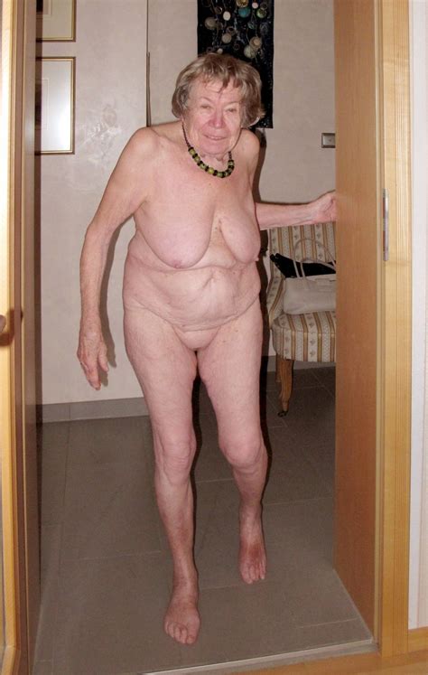 Wrinkled Granny Nudes Pics