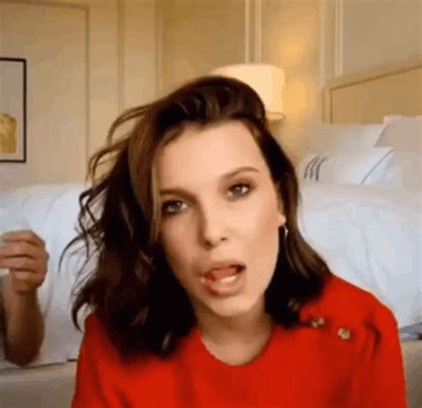 Millie Bobby Brown Gif Millie Bobby Brown Discover Share Gifs