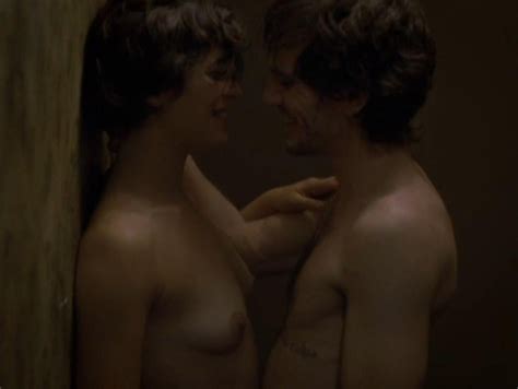 Nude Video Celebs Catherine De Lean Nude Nuit 1 2011
