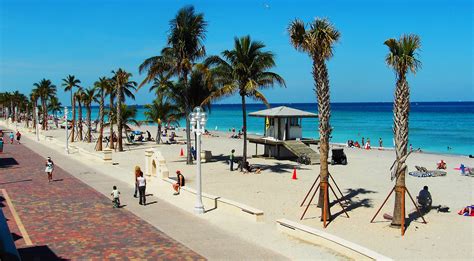 Hollywood beach hotels, hollywood, florida. What's in for US Travel in 2017? Small, sleepy and relaxed getaway spots - ExpertFlyer Blog