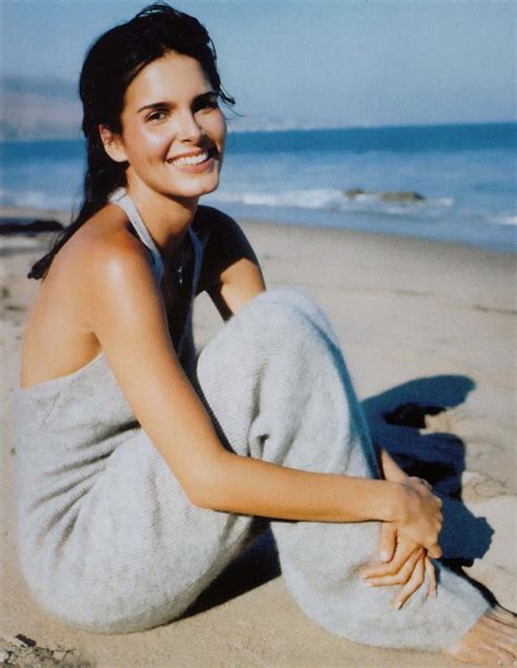 Photo Of Fashion Model Angie Harmon Id 94240 Models The Fmd