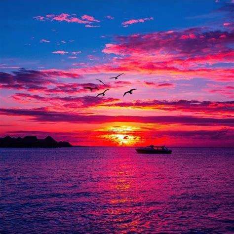 Sunset Over Water Beautiful Nature Pictures Beautiful Sunset Beautiful Sunrise