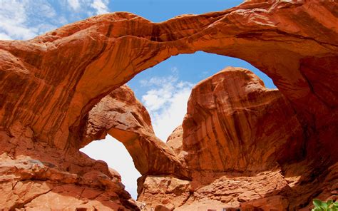 Double Arch National Park In Moab Utah Usa Desktop Hd Wallpaper