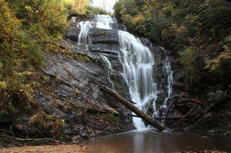 these 24 stunning waterfalls in south carolina will leave you breathless waterfall south