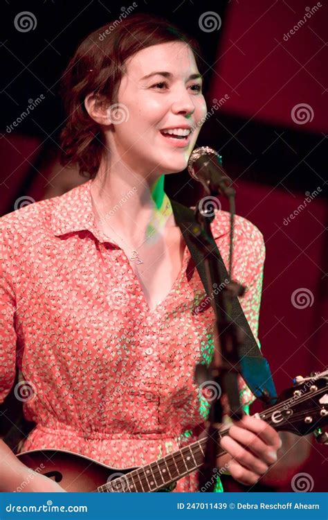 Lisa Hannigan Performing At Rockwood Music Hall Editorial Stock Image