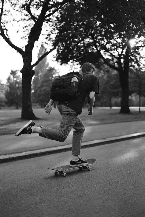 65 Skaters Pose Ideas Skateboard Photography Skateboard Skater Poses