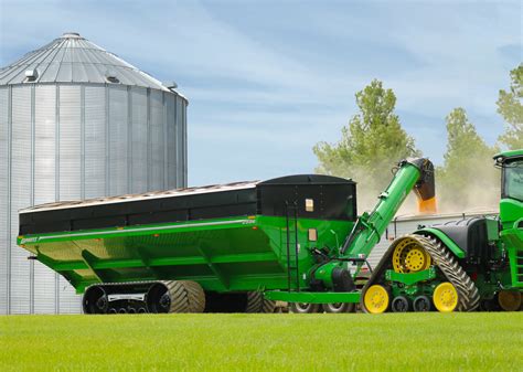 Dual Auger Grain Carts Avalanche 96 Series Brent Grain Handling