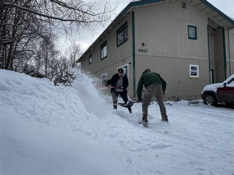 Anchorage Sets New Record For Amount Of Snow On The Ground In April