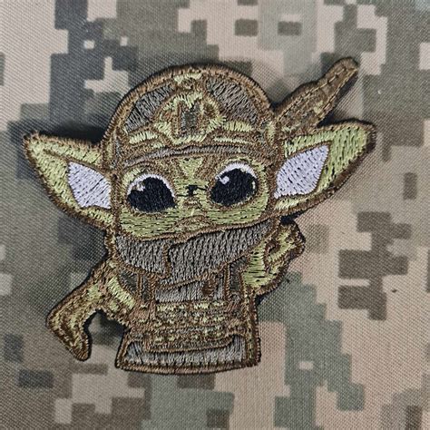 Патч Baby Yoda купити