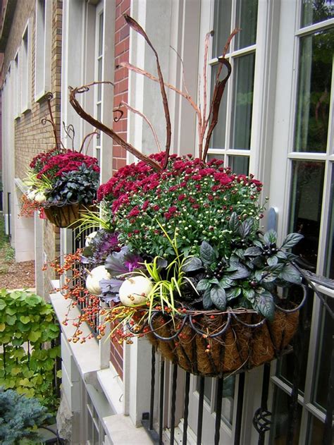30 Beautiful Creative Fall Window Box Planter Ideas Trendhmdcr