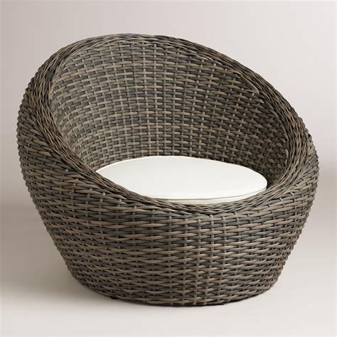 If you need a couple of lounge chairs for relaxing by the pool, we've got you covered. All-Weather Wicker Formentera Egg Outdoor Chair | Pallet ...