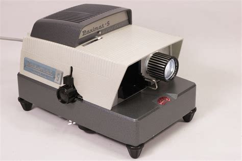 Braun Nürnberg Paximat S Electric 35mm Slide Projector With Remote And Case Massi