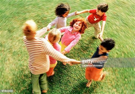 Ring Around The Rosie Photos And Premium High Res Pictures Getty Images