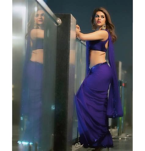 Shraddha Das Stunning In Purple Saree