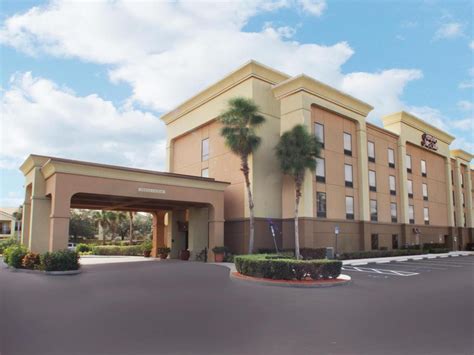 Best Price On Hampton Inn And Suites Port St Lucie West In Port Saint