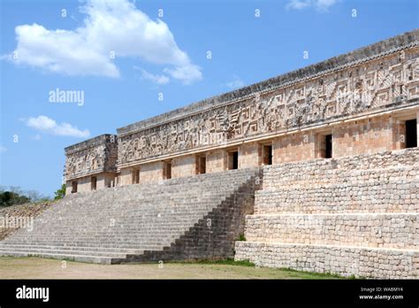 Mayan Temples Mexico Stock Photo Alamy