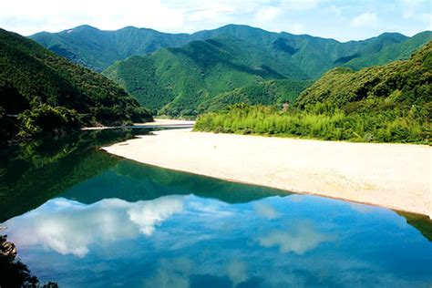 Japan's ten longest rivers as of april 2019. Geography of Japan — Encyclopedia of Japan