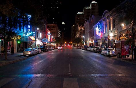 Sixth Street Austin On Sixth Street An Area Full Of Bars Flickr